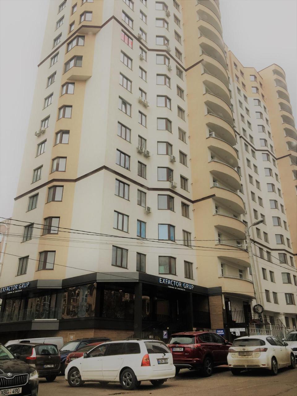 Great Apartment Near Unic Shopping Center キシナウ エクステリア 写真